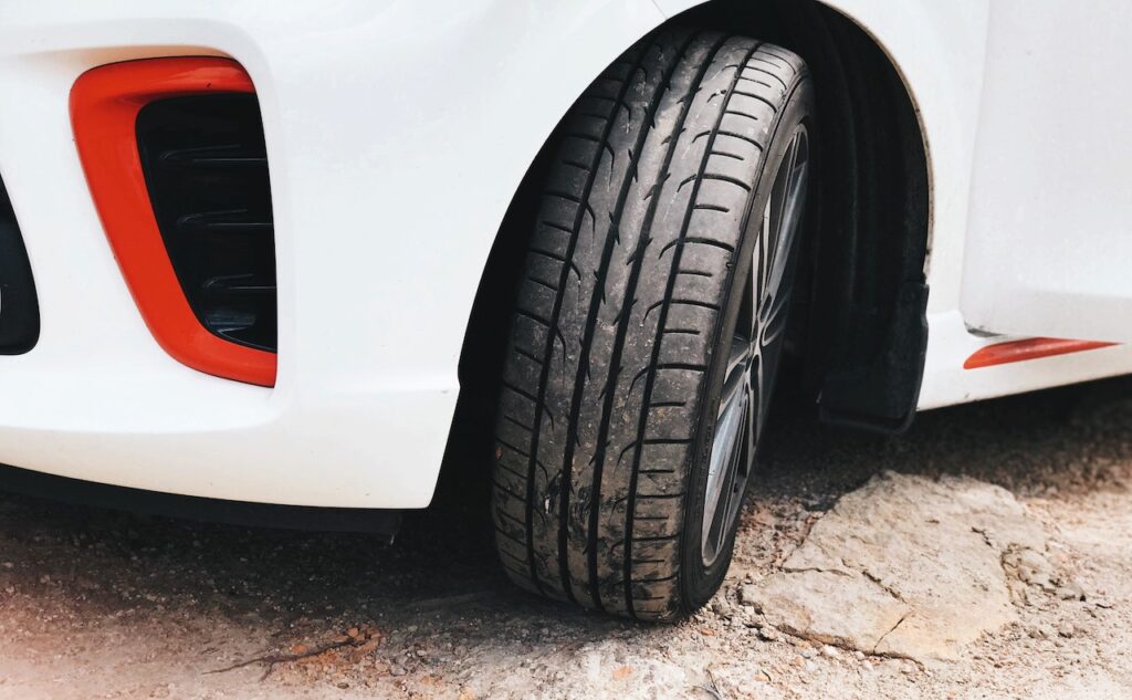 low profile tire vs regular tires? What's the difference